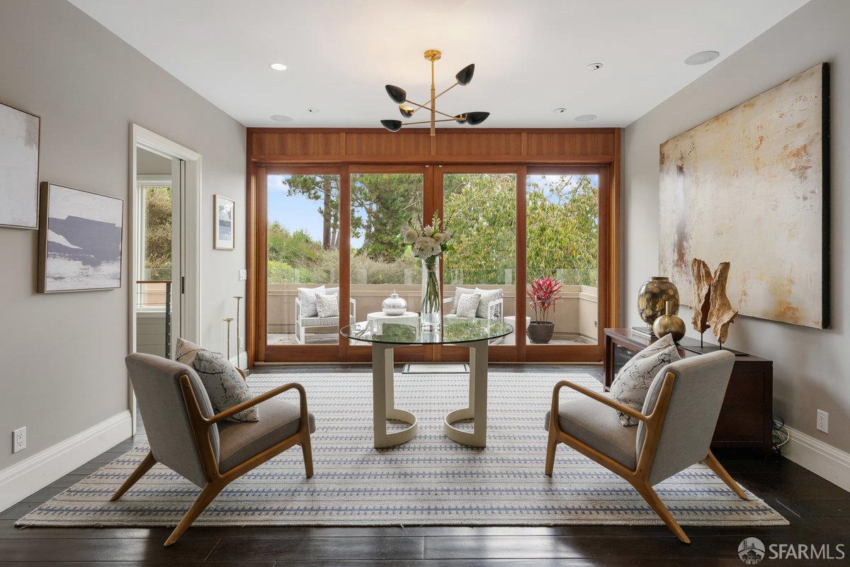 Detail Gallery Image 53 of 90 For 2635 Lyon St, San Francisco,  CA 94123 - 7 Beds | 4/1 Baths