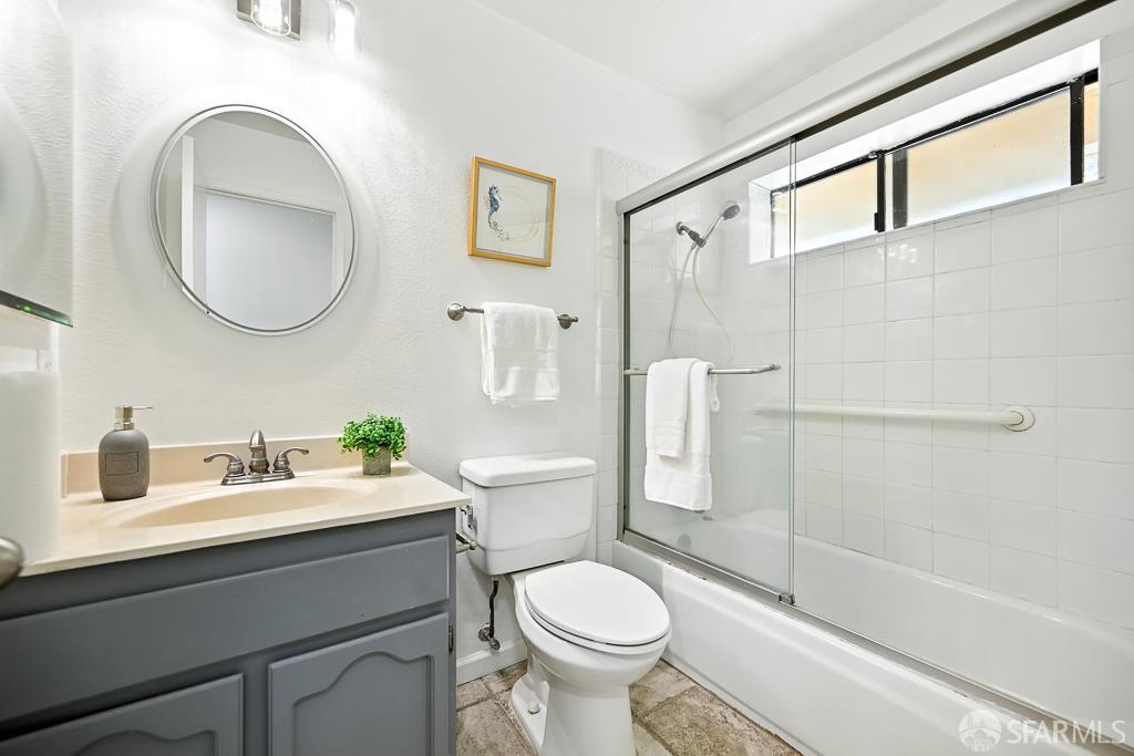 Detail Gallery Image 33 of 54 For 305 Oak Ct, Daly City,  CA 94014 - 3 Beds | 2 Baths