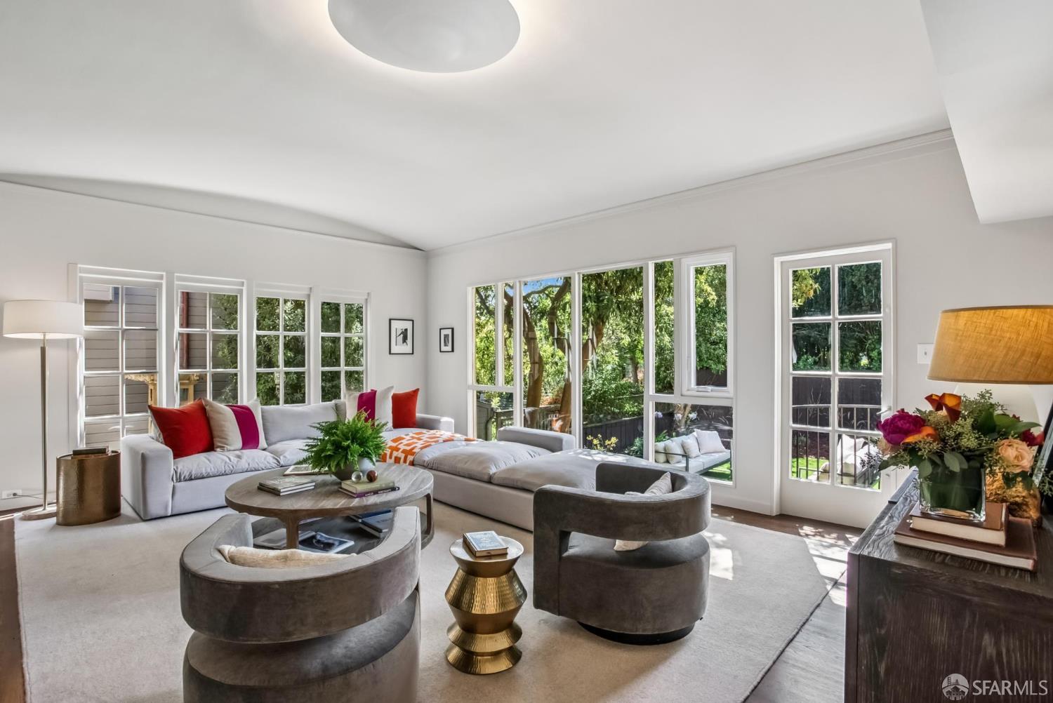 Detail Gallery Image 9 of 17 For 21 5th Ave, San Francisco,  CA 94118 - 4 Beds | 2/1 Baths