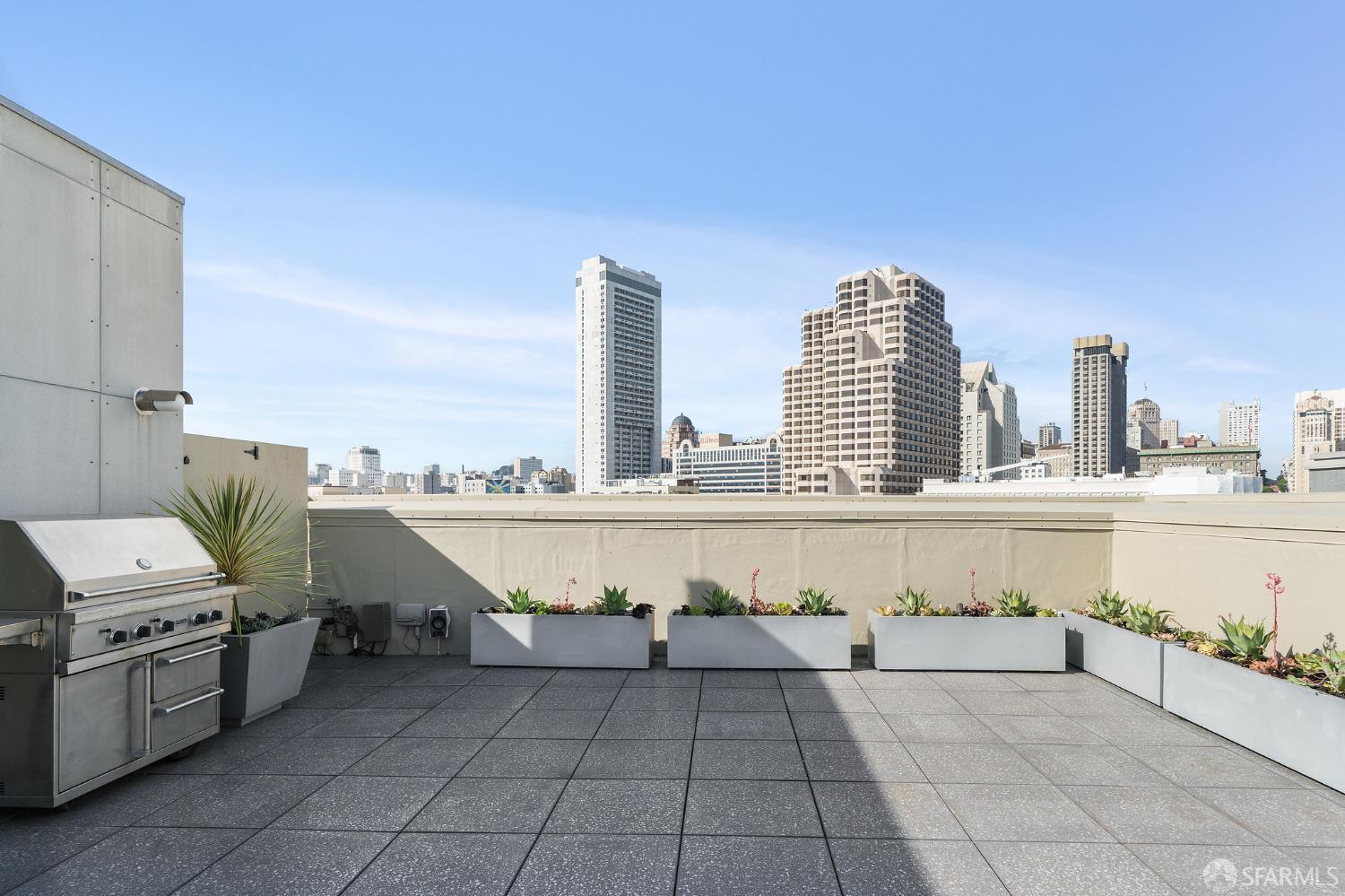 Detail Gallery Image 24 of 60 For 2 Mint Plz #1001,  San Francisco,  CA 94103 - 4 Beds | 3 Baths