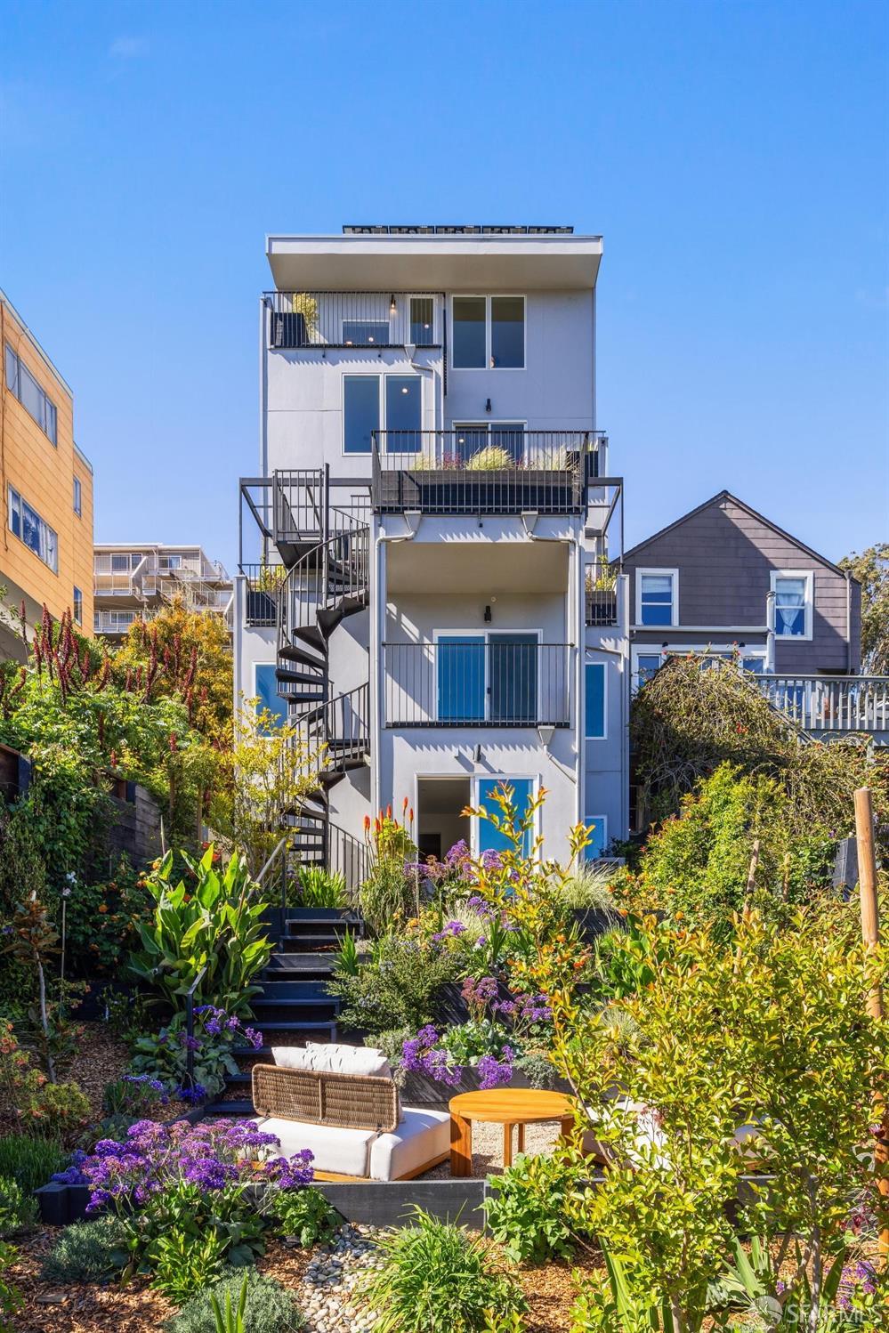Detail Gallery Image 45 of 60 For 479 28th St, San Francisco,  CA 94131 - 7 Beds | 6/1 Baths