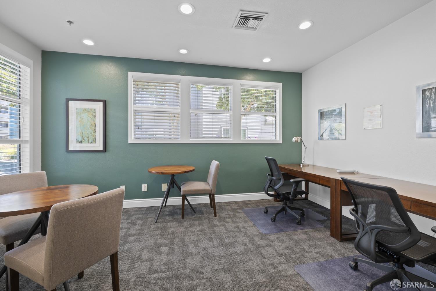 Detail Gallery Image 26 of 36 For 6400 Christie Ave #5201,  Emeryville,  CA 94608 - 2 Beds | 2 Baths