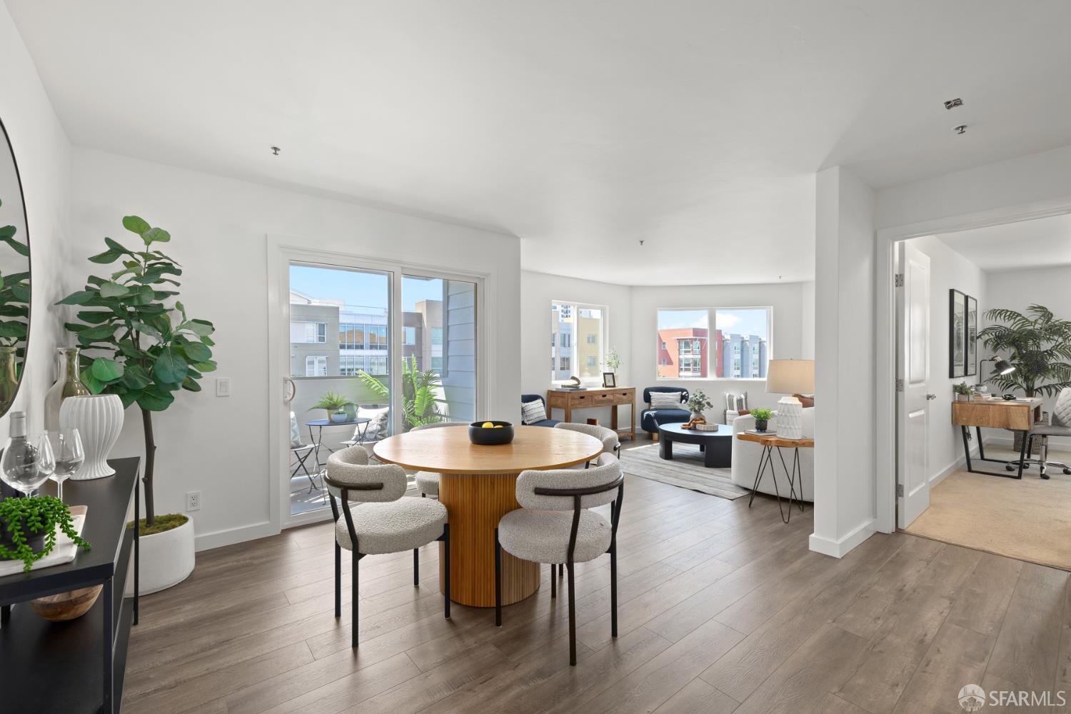 Detail Gallery Image 8 of 36 For 6400 Christie Ave #5201,  Emeryville,  CA 94608 - 2 Beds | 2 Baths