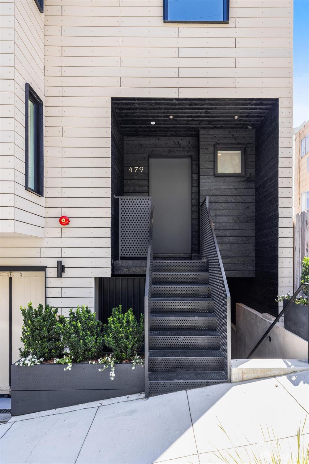Detail Gallery Image 44 of 60 For 479 28th St, San Francisco,  CA 94131 - 7 Beds | 6/1 Baths
