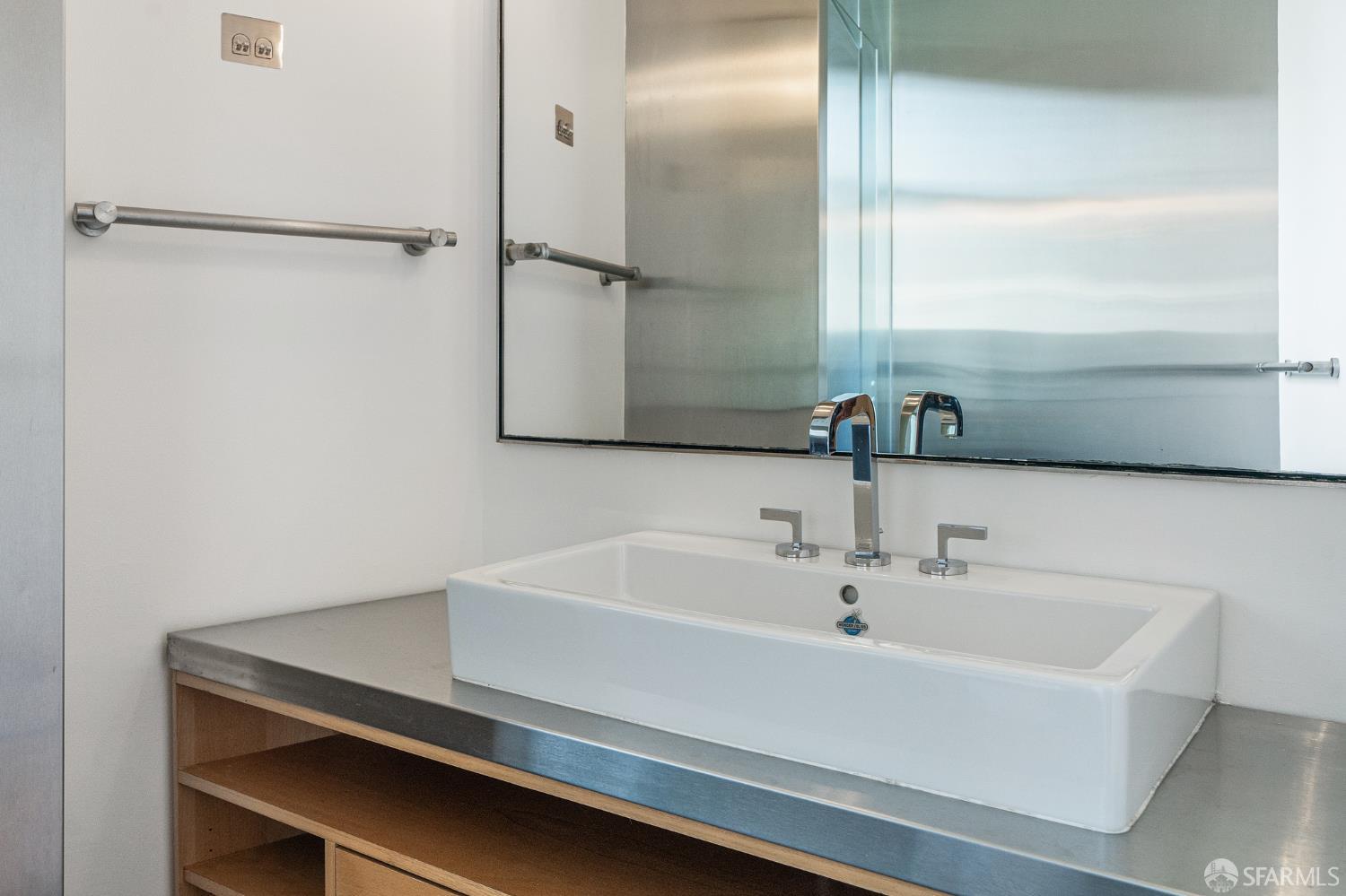 Detail Gallery Image 42 of 60 For 2 Mint Plz #1001,  San Francisco,  CA 94103 - 4 Beds | 3 Baths