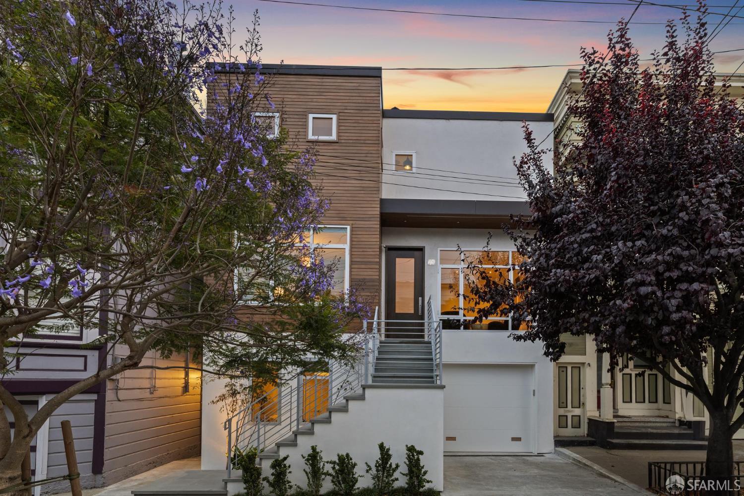 Detail Gallery Image 1 of 1 For 69 28th St, San Francisco,  CA 94110 - 4 Beds | 3/1 Baths