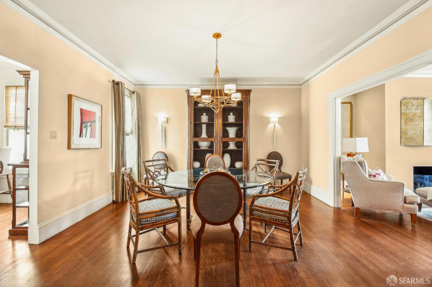 Photo #4: 425066860 Listing 