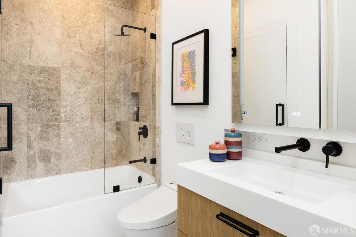 Detail Gallery Image 40 of 64 For 2762 Filbert St, San Francisco,  CA 94123 - – Beds | – Baths