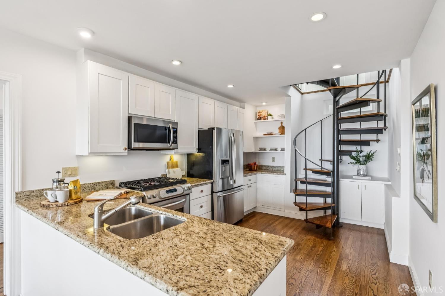 Detail Gallery Image 37 of 54 For 129 Laidley St, San Francisco,  CA 94131 - 2 Beds | 2 Baths