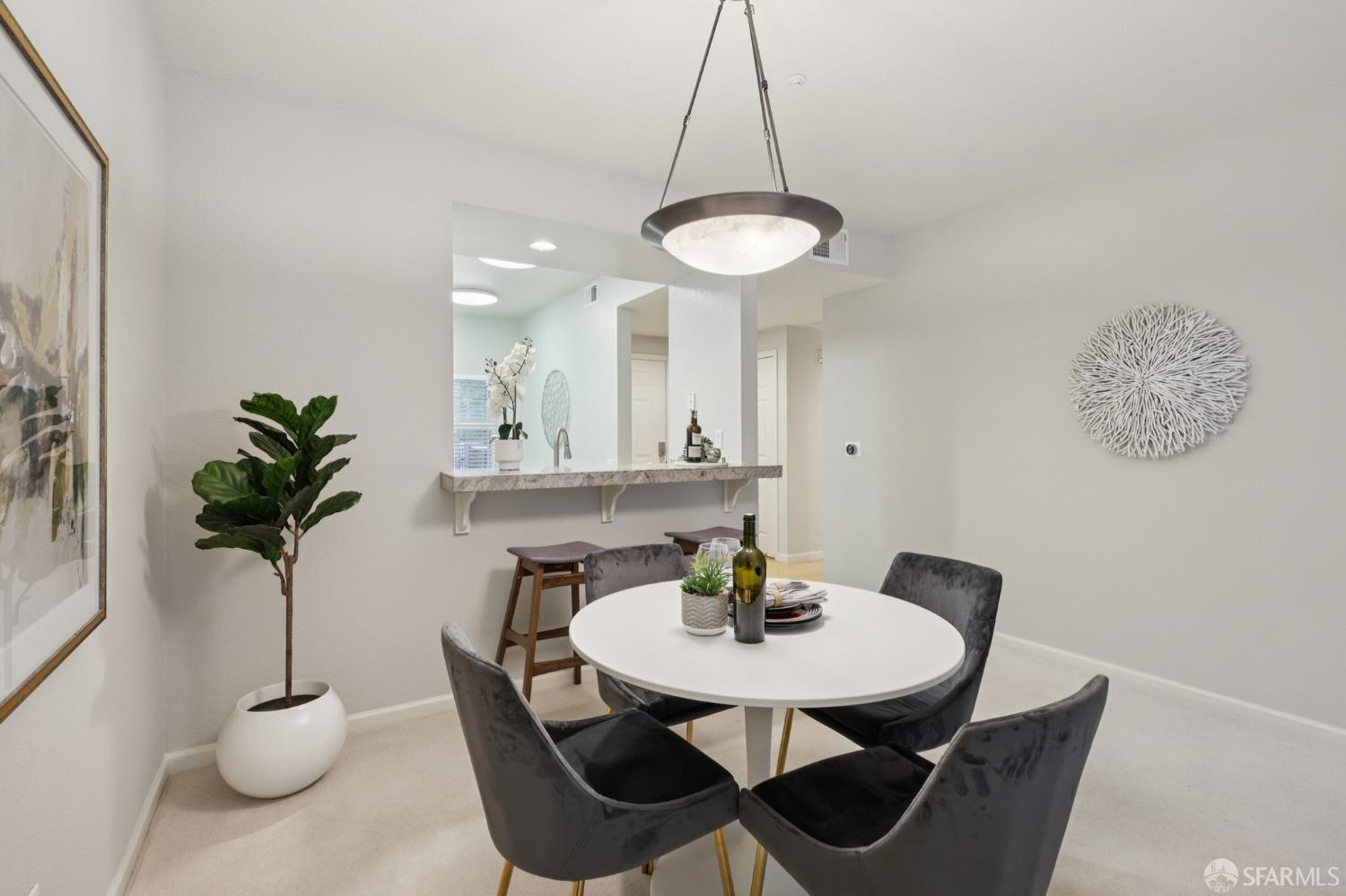 Detail Gallery Image 8 of 24 For 124 Elfin Ct, Brisbane,  CA 94005 - 2 Beds | 2 Baths