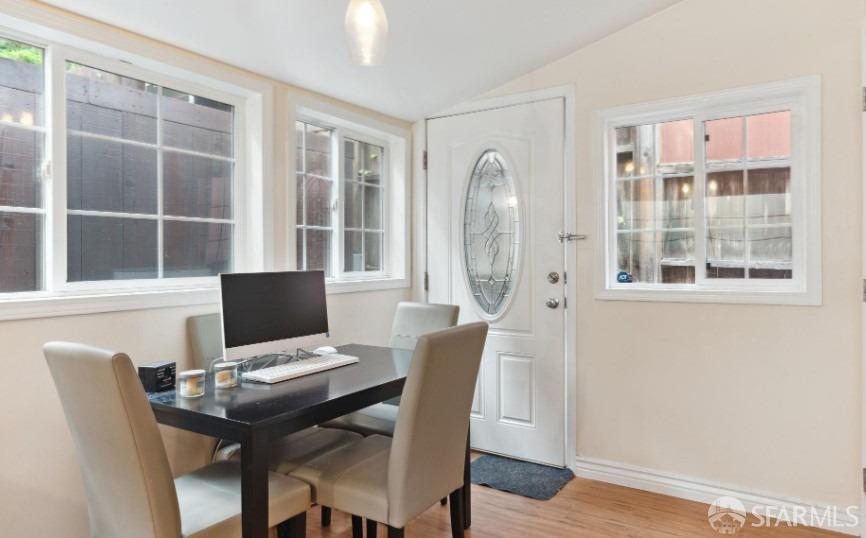 Detail Gallery Image 10 of 46 For 3412 Market St, San Francisco,  CA 94114 - 3 Beds | 2 Baths