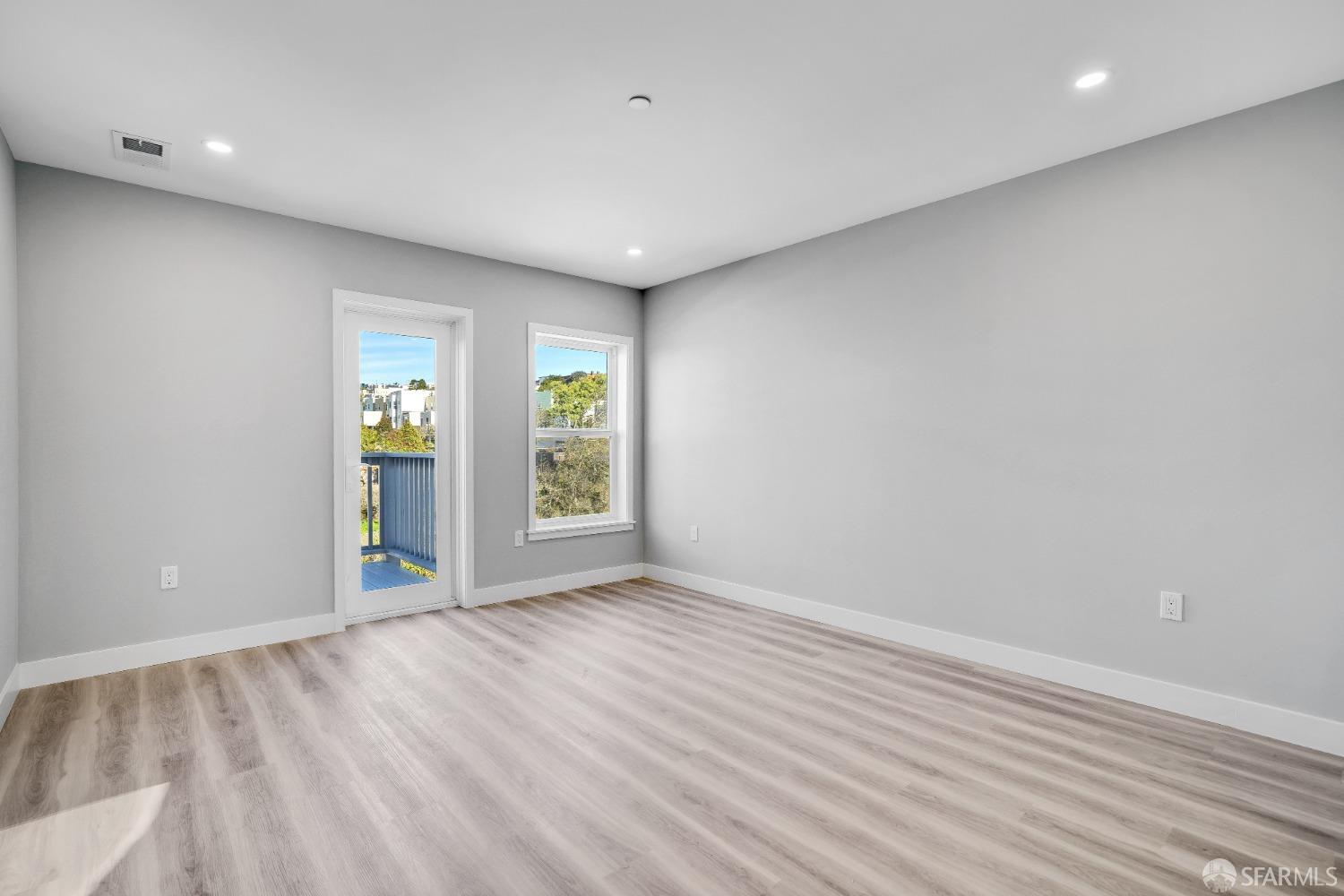 Detail Gallery Image 24 of 89 For 1640 Taraval St, San Francisco,  CA 94116 - – Beds | – Baths