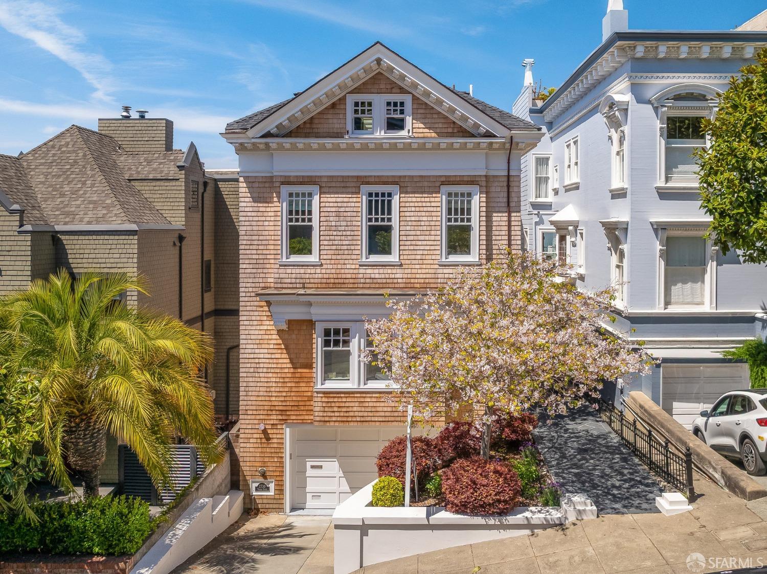 Detail Gallery Image 63 of 65 For 2730 Vallejo St, San Francisco,  CA 94123 - 6 Beds | 4/2 Baths