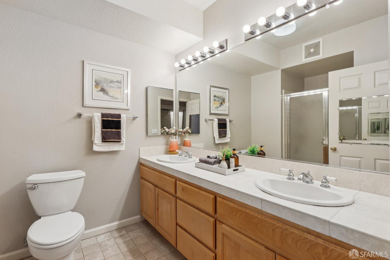 Detail Gallery Image 19 of 24 For 124 Elfin Ct, Brisbane,  CA 94005 - 2 Beds | 2 Baths