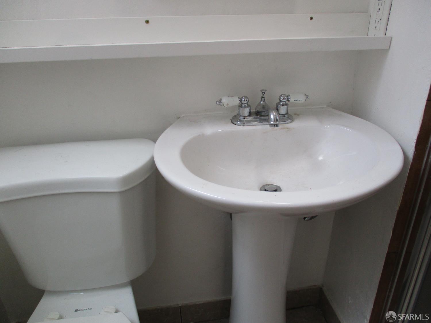 Detail Gallery Image 4 of 41 For 321 Santa Clara Ave, Oakland,  CA 94610 - – Beds | – Baths