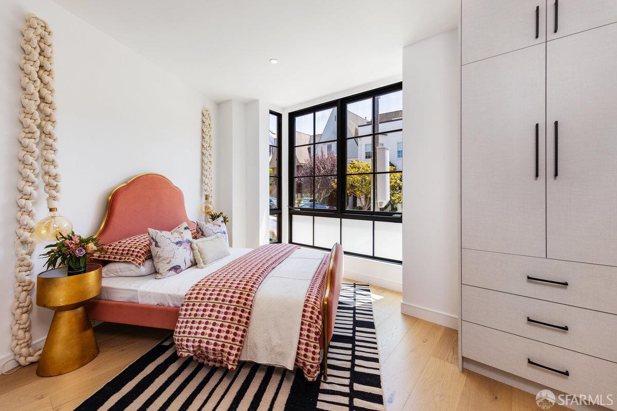 Detail Gallery Image 39 of 64 For 2762 Filbert St, San Francisco,  CA 94123 - – Beds | – Baths
