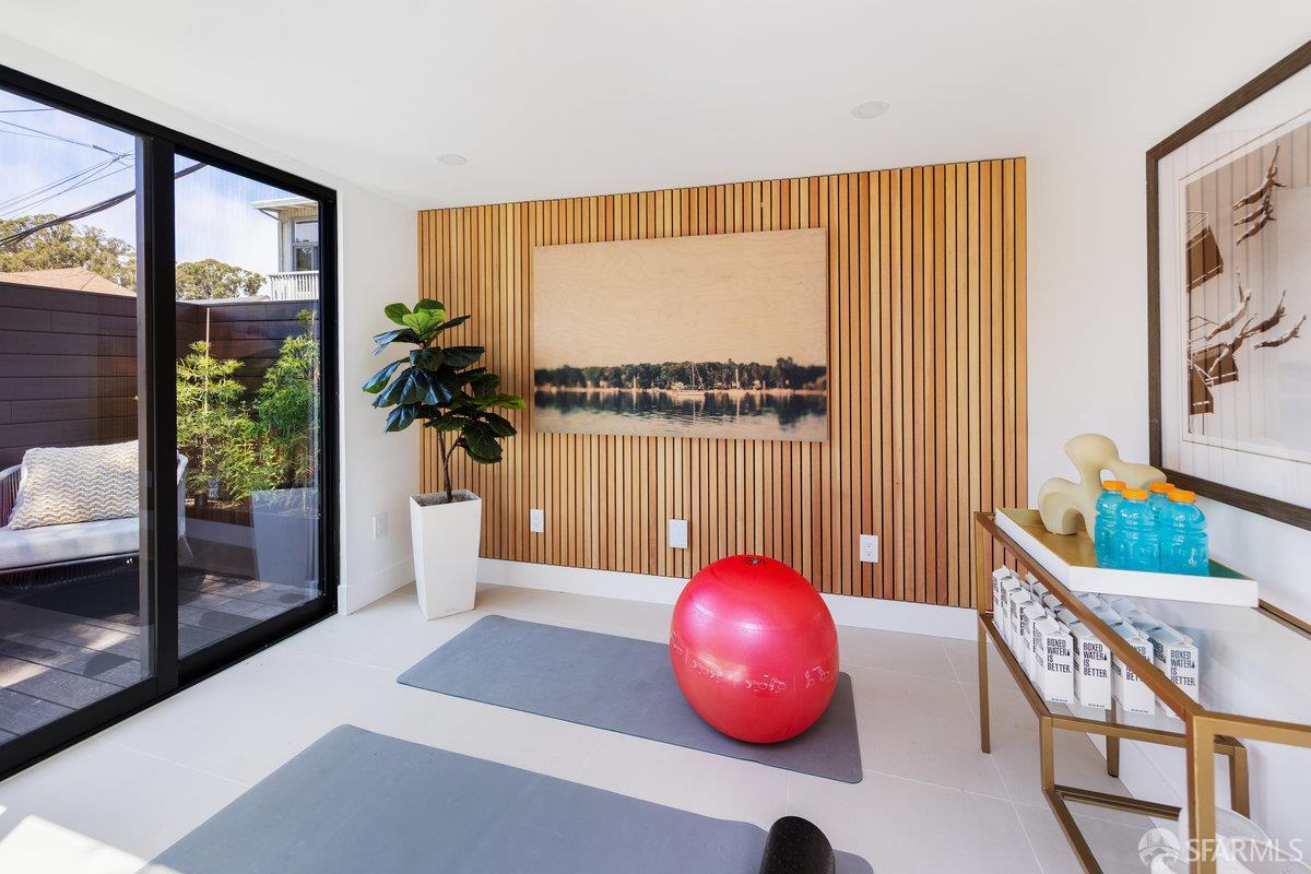 Detail Gallery Image 55 of 64 For 2762 Filbert St, San Francisco,  CA 94123 - – Beds | – Baths