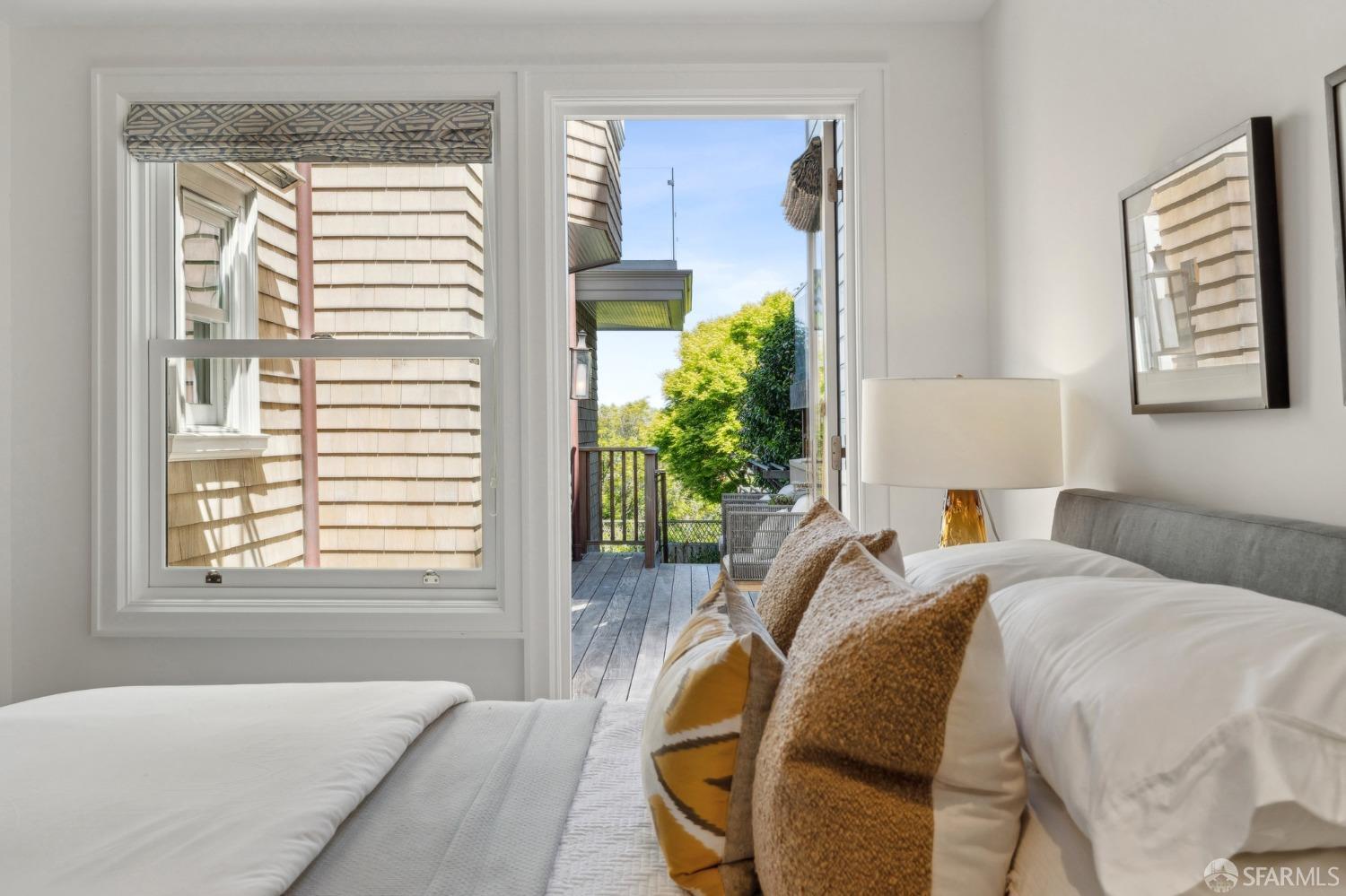 Detail Gallery Image 48 of 65 For 2730 Vallejo St, San Francisco,  CA 94123 - 6 Beds | 4/2 Baths