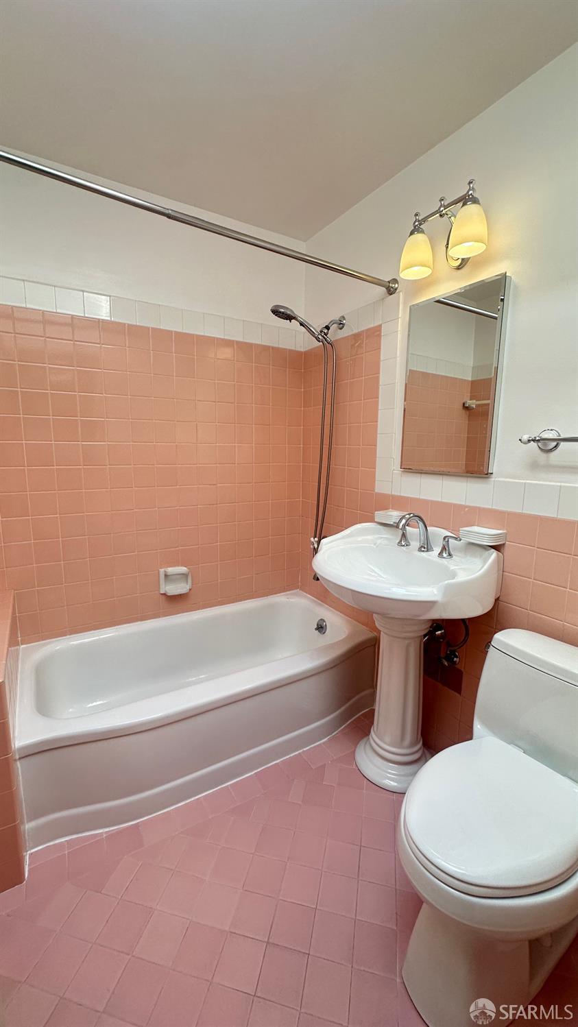 Detail Gallery Image 31 of 45 For 2322 39th Ave, San Francisco,  CA 94116 - 3 Beds | 1 Baths