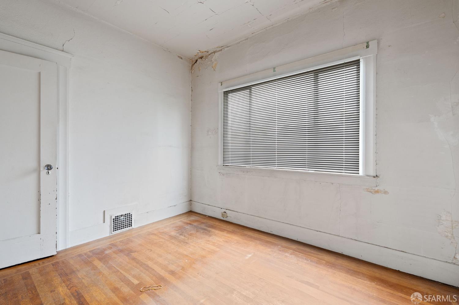 Detail Gallery Image 15 of 65 For 1849 Cedar St, Berkeley,  CA 94703 - – Beds | – Baths