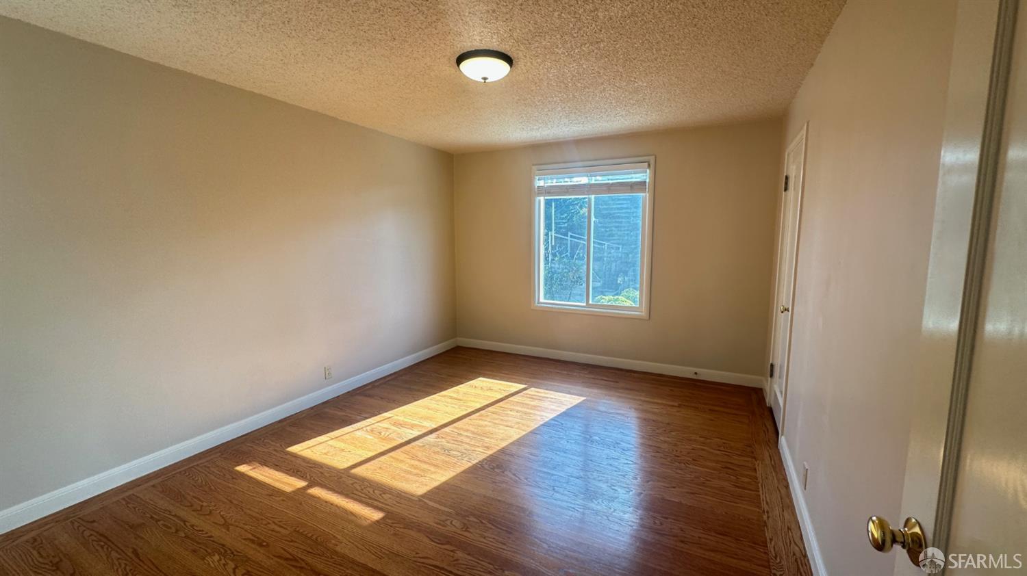 Detail Gallery Image 13 of 45 For 2322 39th Ave, San Francisco,  CA 94116 - 3 Beds | 1 Baths