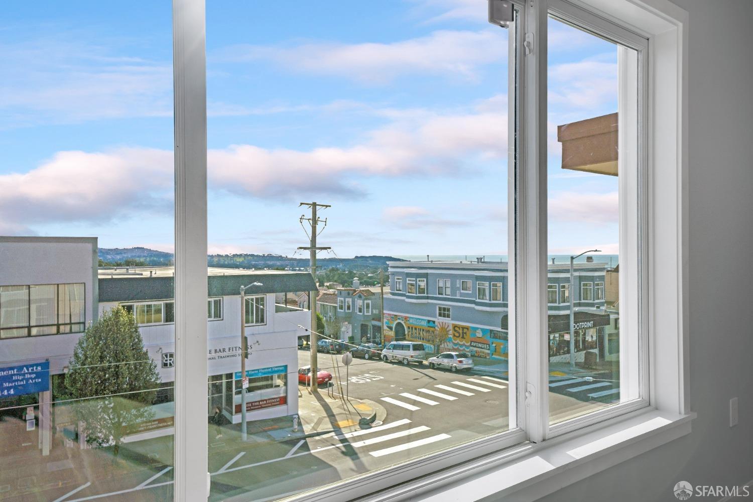 Detail Gallery Image 14 of 89 For 1640 Taraval St, San Francisco,  CA 94116 - – Beds | – Baths