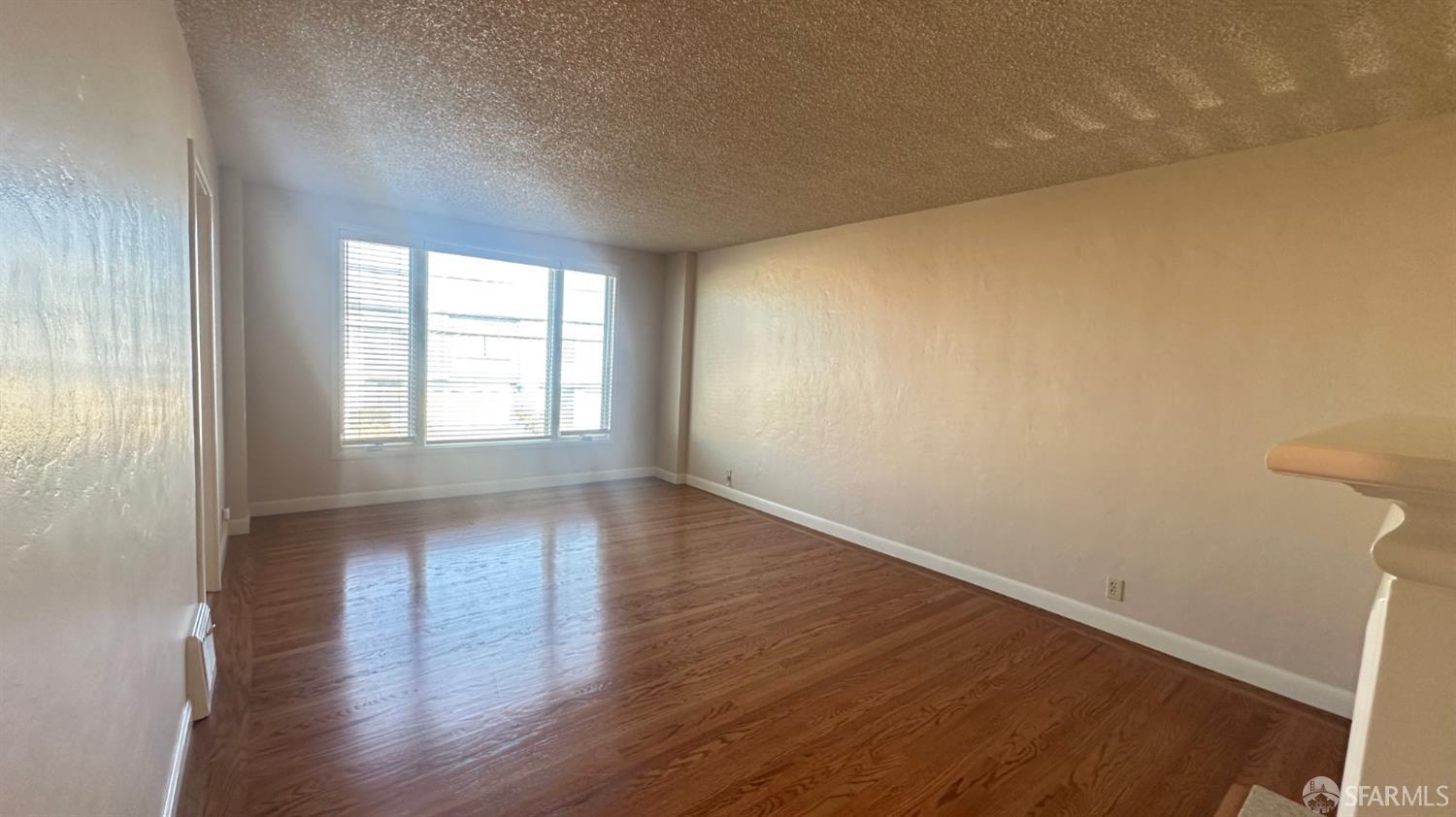 Detail Gallery Image 19 of 45 For 2322 39th Ave, San Francisco,  CA 94116 - 3 Beds | 1 Baths