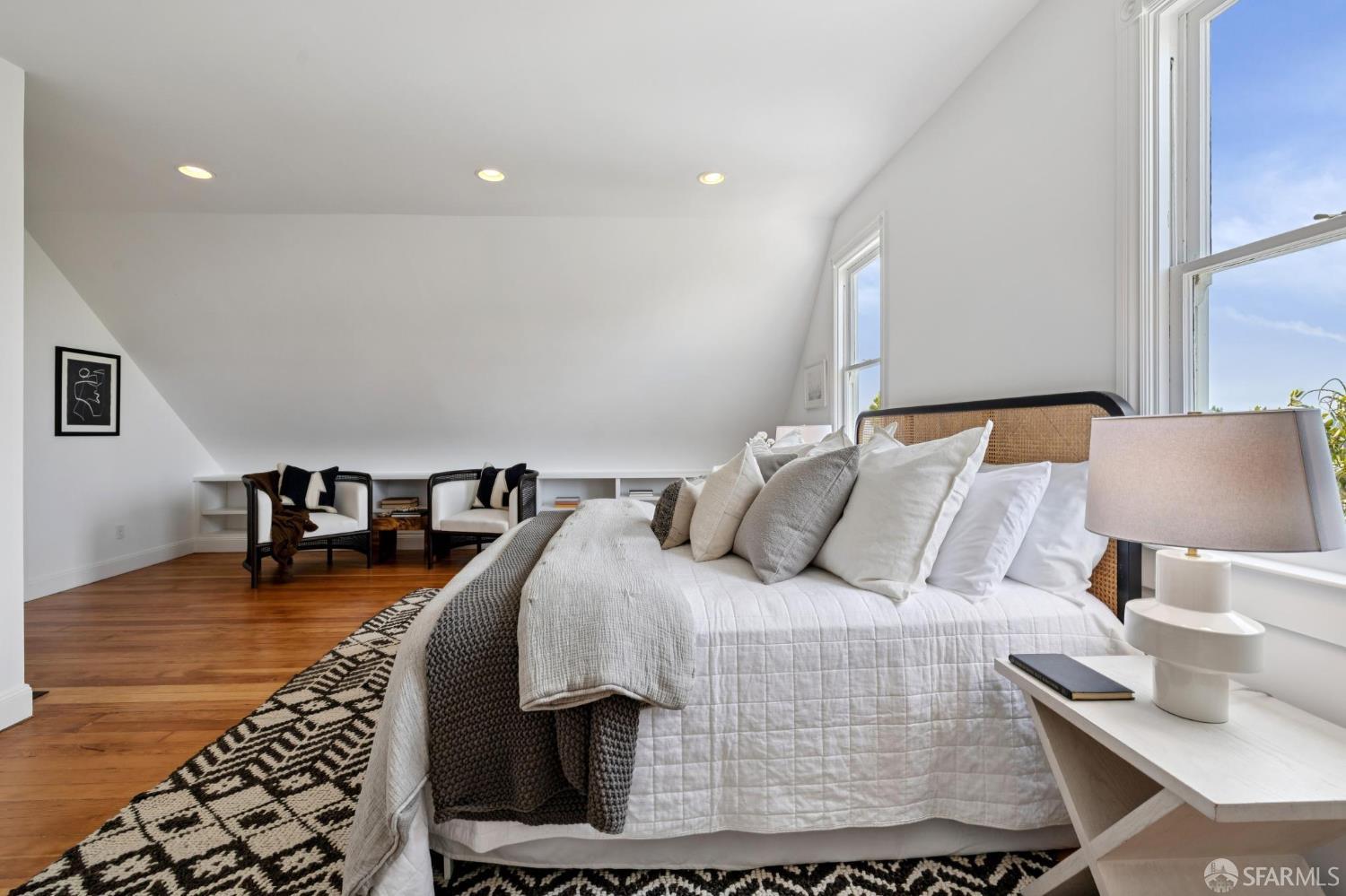 Detail Gallery Image 25 of 37 For 2838 Golden Gate Ave, San Francisco,  CA 94123 - 5 Beds | 2 Baths