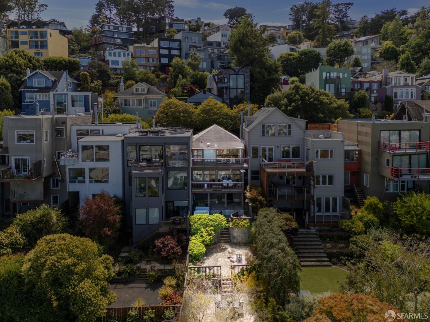 Detail Gallery Image 7 of 54 For 129 Laidley St, San Francisco,  CA 94131 - 2 Beds | 2 Baths