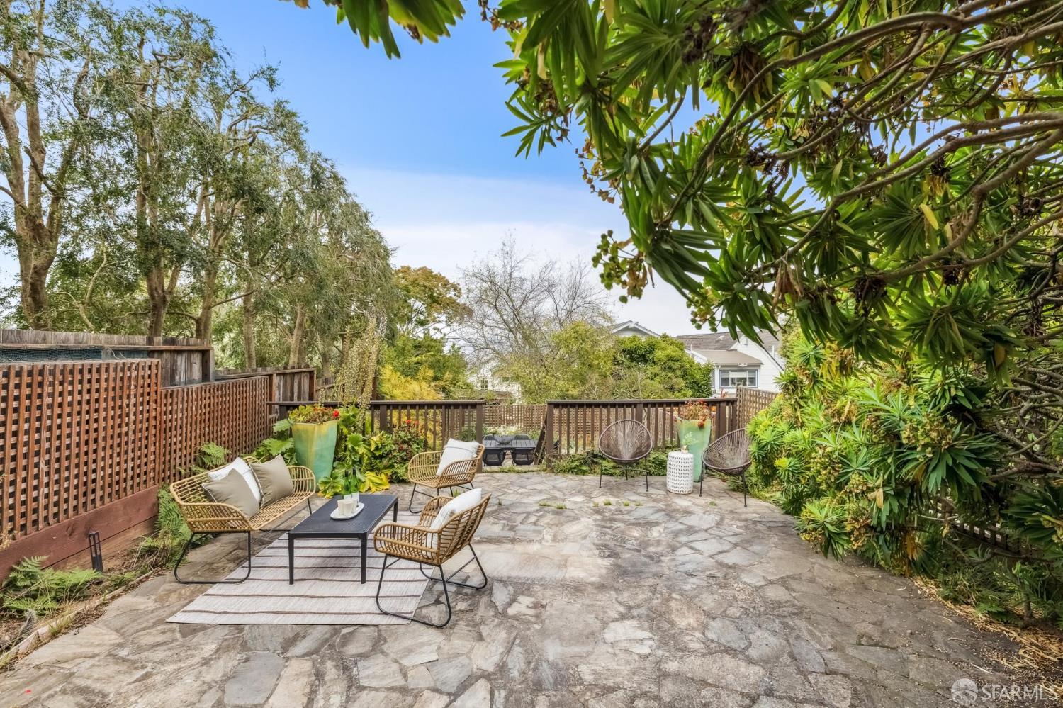 Detail Gallery Image 48 of 54 For 129 Laidley St, San Francisco,  CA 94131 - 2 Beds | 2 Baths