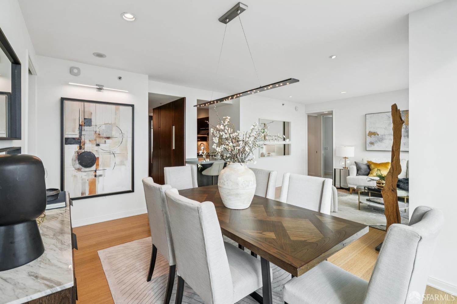 Detail Gallery Image 7 of 56 For 425 1st St #3104,  San Francisco,  CA 94105 - 2 Beds | 2 Baths