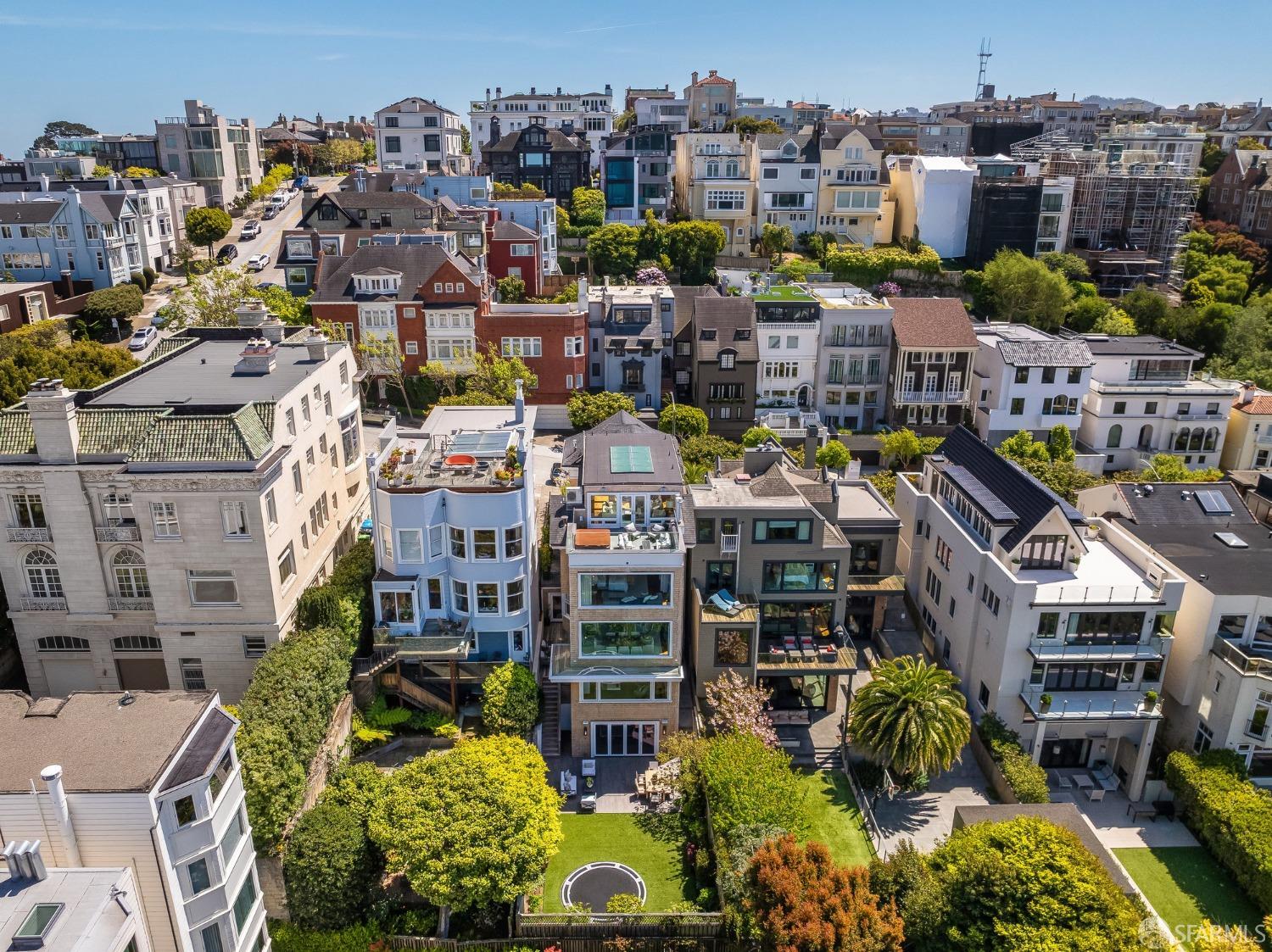 Detail Gallery Image 61 of 65 For 2730 Vallejo St, San Francisco,  CA 94123 - 6 Beds | 4/2 Baths
