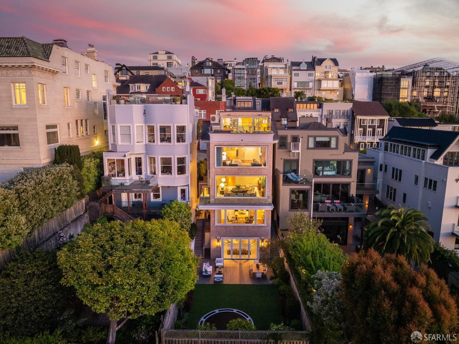 Detail Gallery Image 64 of 65 For 2730 Vallejo St, San Francisco,  CA 94123 - 6 Beds | 4/2 Baths