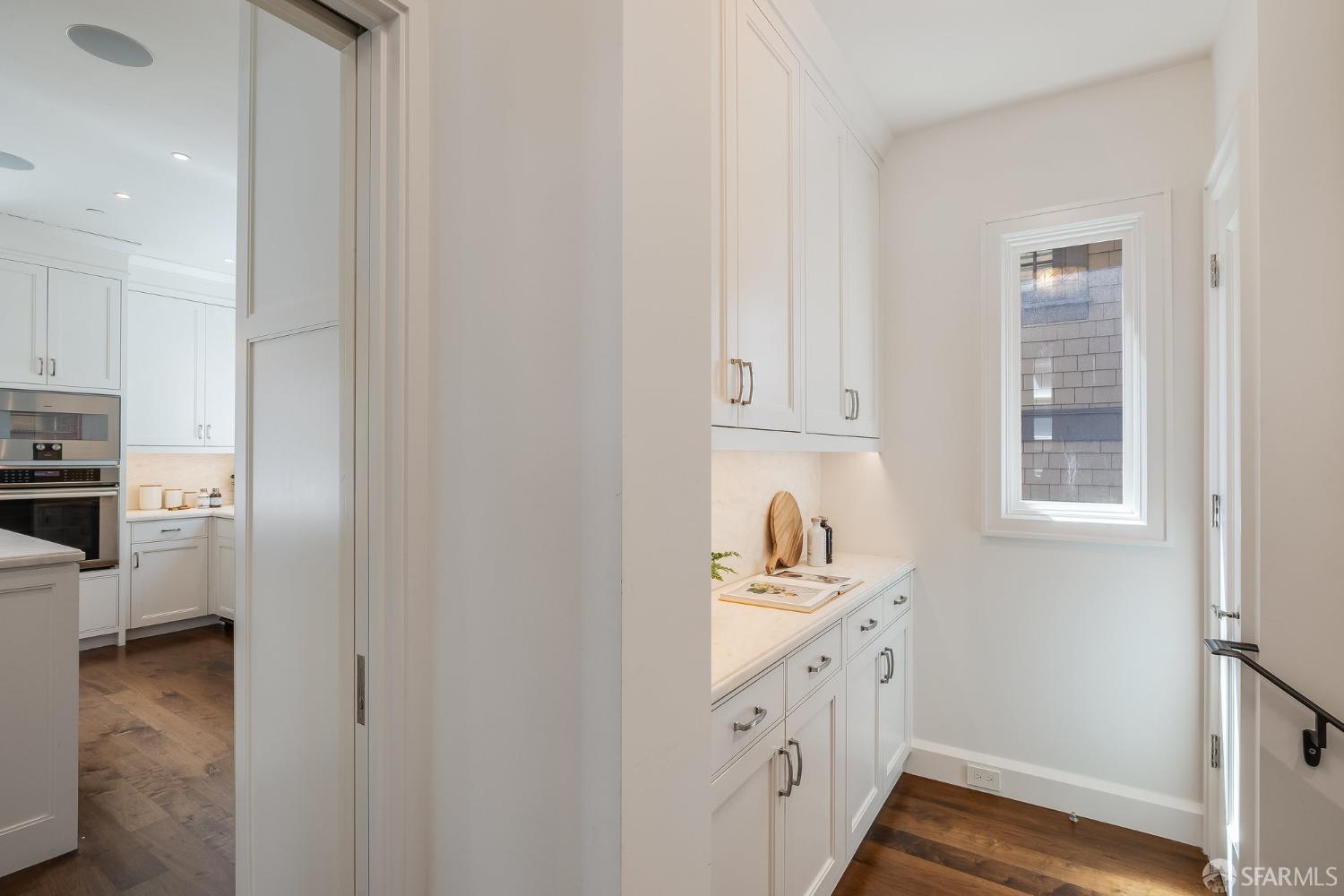 Detail Gallery Image 19 of 65 For 2730 Vallejo St, San Francisco,  CA 94123 - 6 Beds | 4/2 Baths