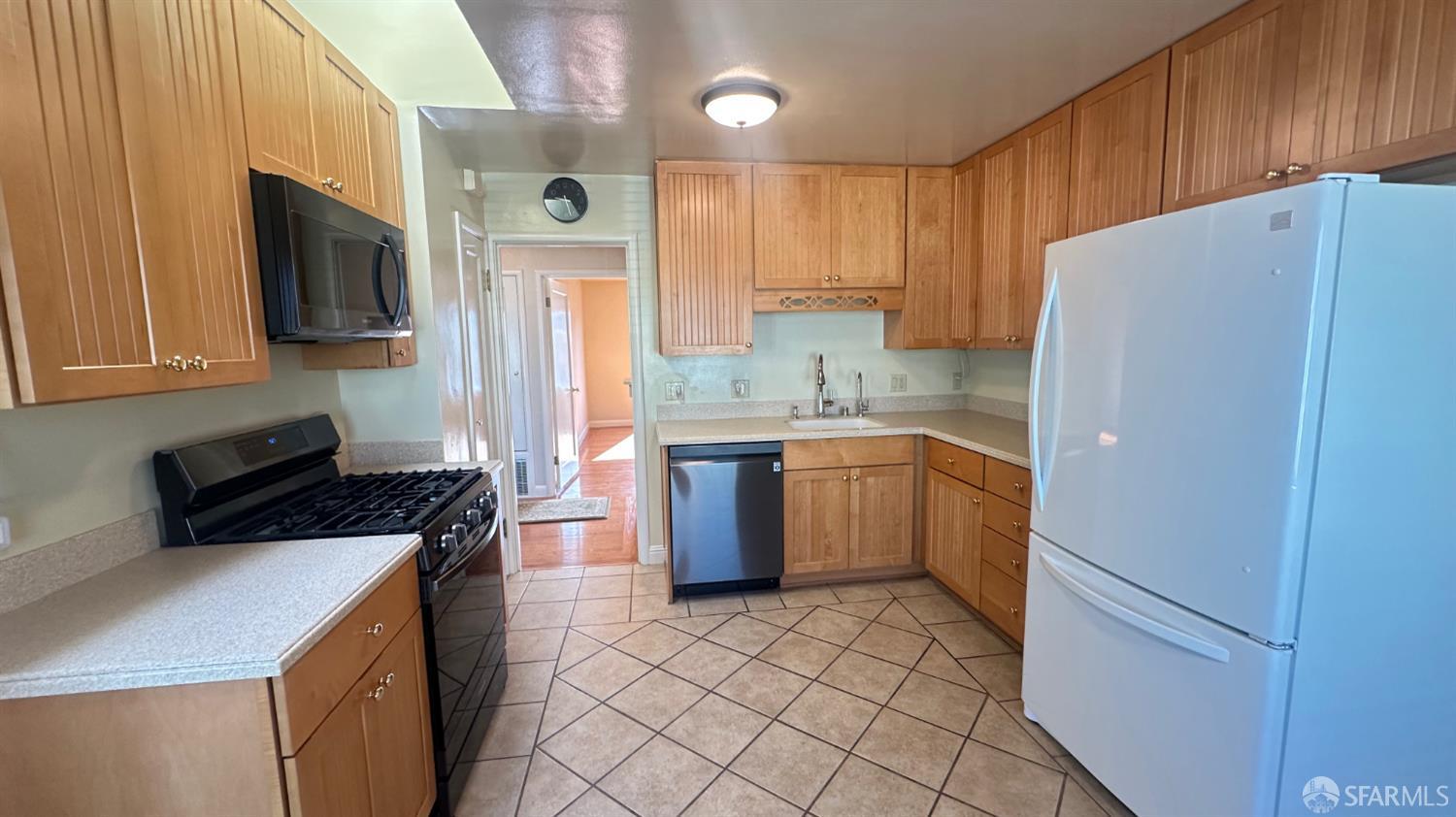 Detail Gallery Image 25 of 45 For 2322 39th Ave, San Francisco,  CA 94116 - 3 Beds | 1 Baths