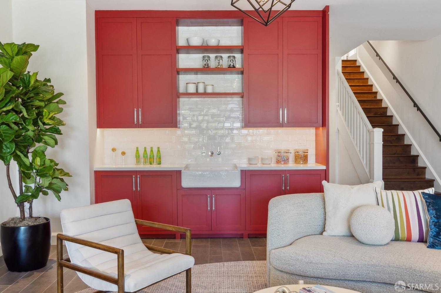 Detail Gallery Image 52 of 65 For 2730 Vallejo St, San Francisco,  CA 94123 - 6 Beds | 4/2 Baths