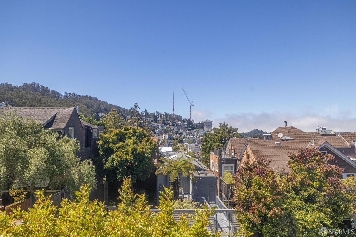 Detail Gallery Image 27 of 28 For 978 Clayton St, San Francisco,  CA 94117 - 2 Beds | 1/1 Baths
