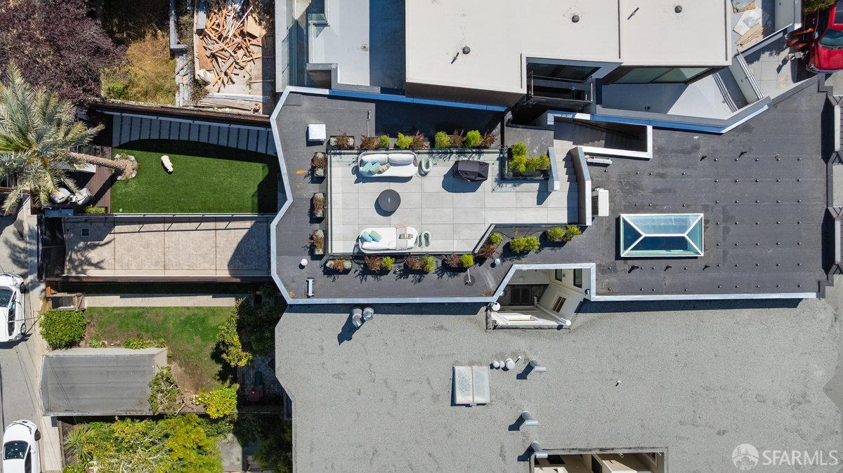 Detail Gallery Image 57 of 64 For 2762 Filbert St, San Francisco,  CA 94123 - – Beds | – Baths