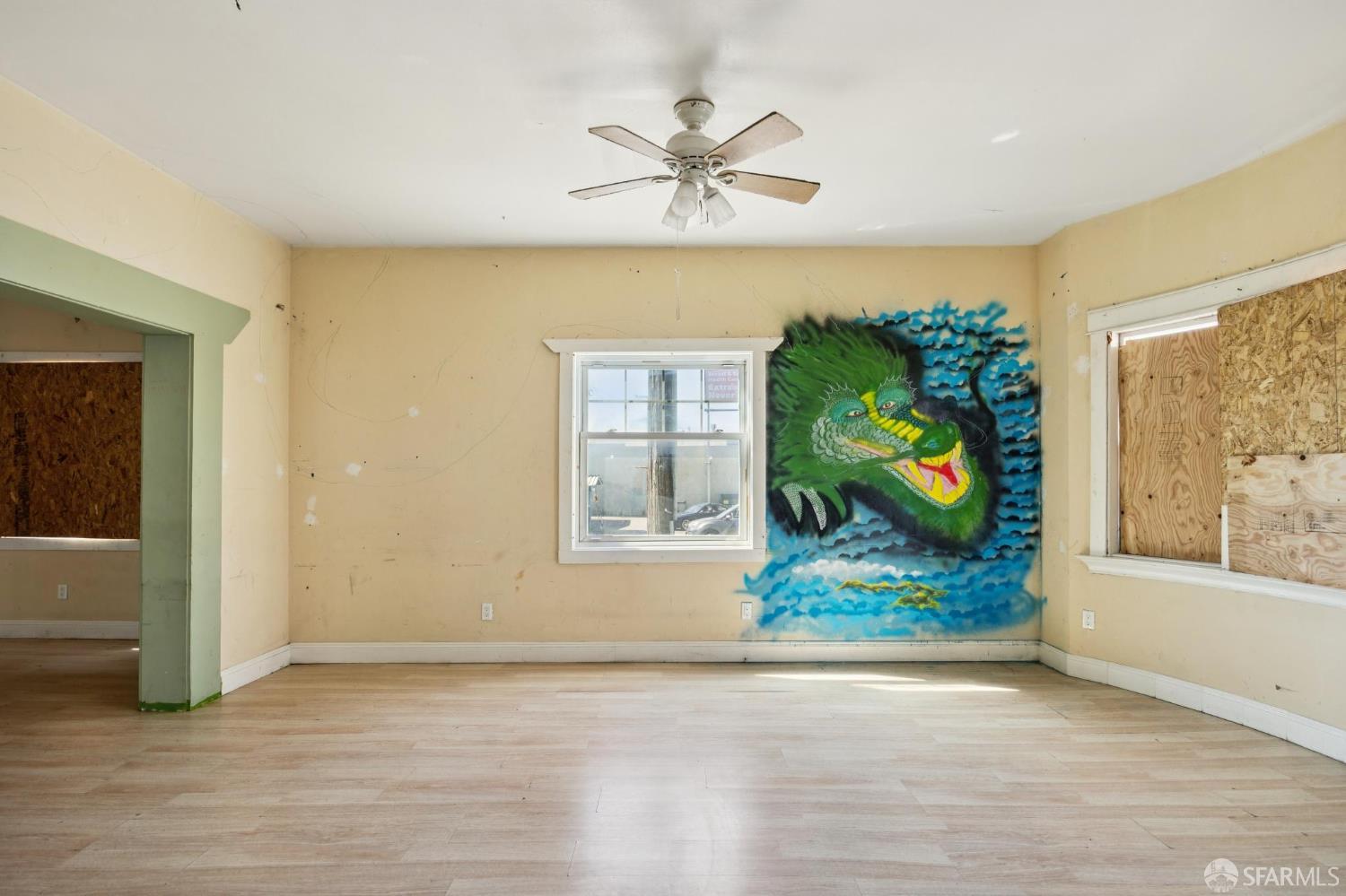 Detail Gallery Image 4 of 31 For 1005 E 12th St, Oakland,  CA 94606 - 4 Beds | 2 Baths