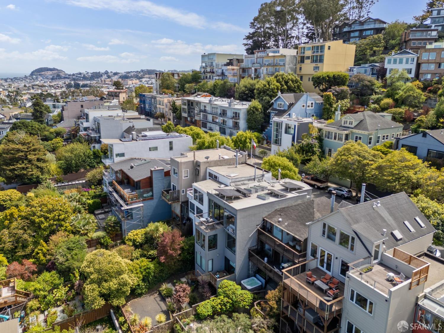 Detail Gallery Image 12 of 54 For 129 Laidley St, San Francisco,  CA 94131 - 2 Beds | 2 Baths