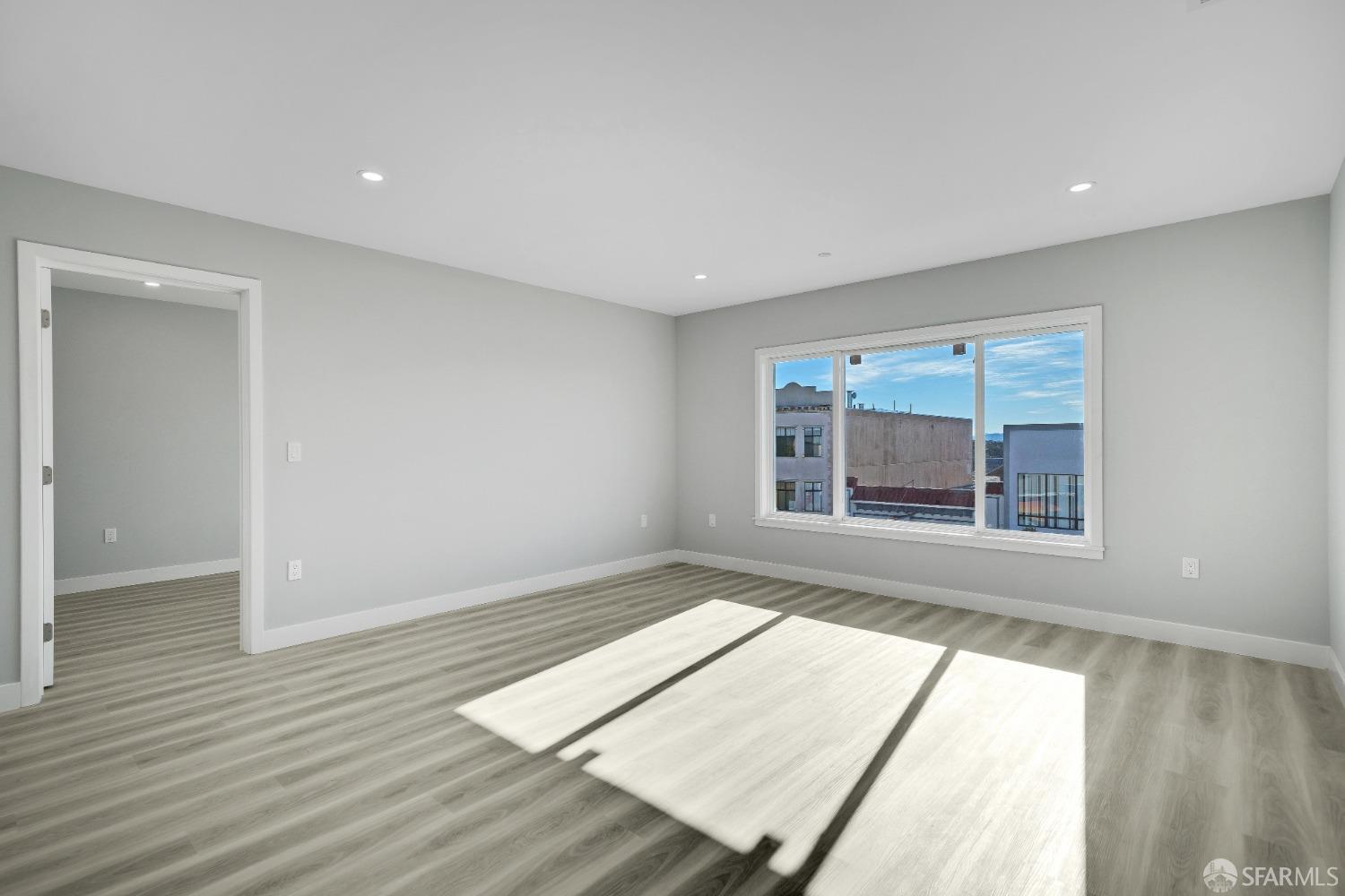 Detail Gallery Image 12 of 89 For 1640 Taraval St, San Francisco,  CA 94116 - – Beds | – Baths