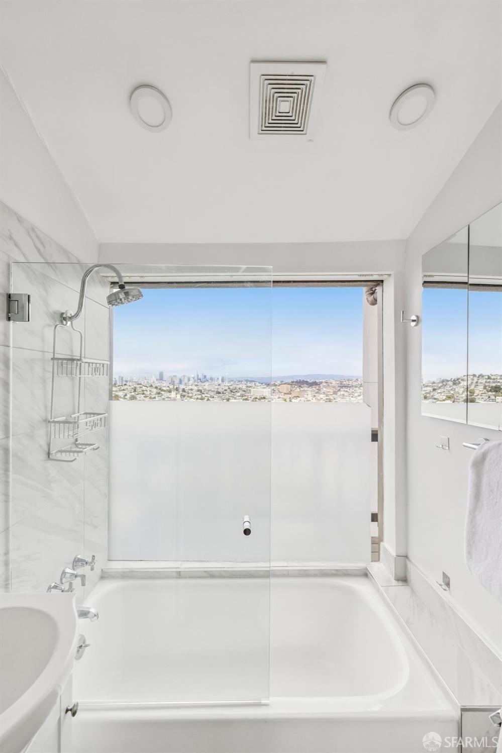 Detail Gallery Image 29 of 54 For 129 Laidley St, San Francisco,  CA 94131 - 2 Beds | 2 Baths
