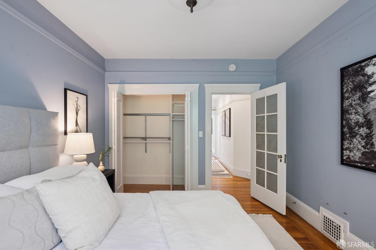 Detail Gallery Image 20 of 28 For 978 Clayton St, San Francisco,  CA 94117 - 2 Beds | 1/1 Baths