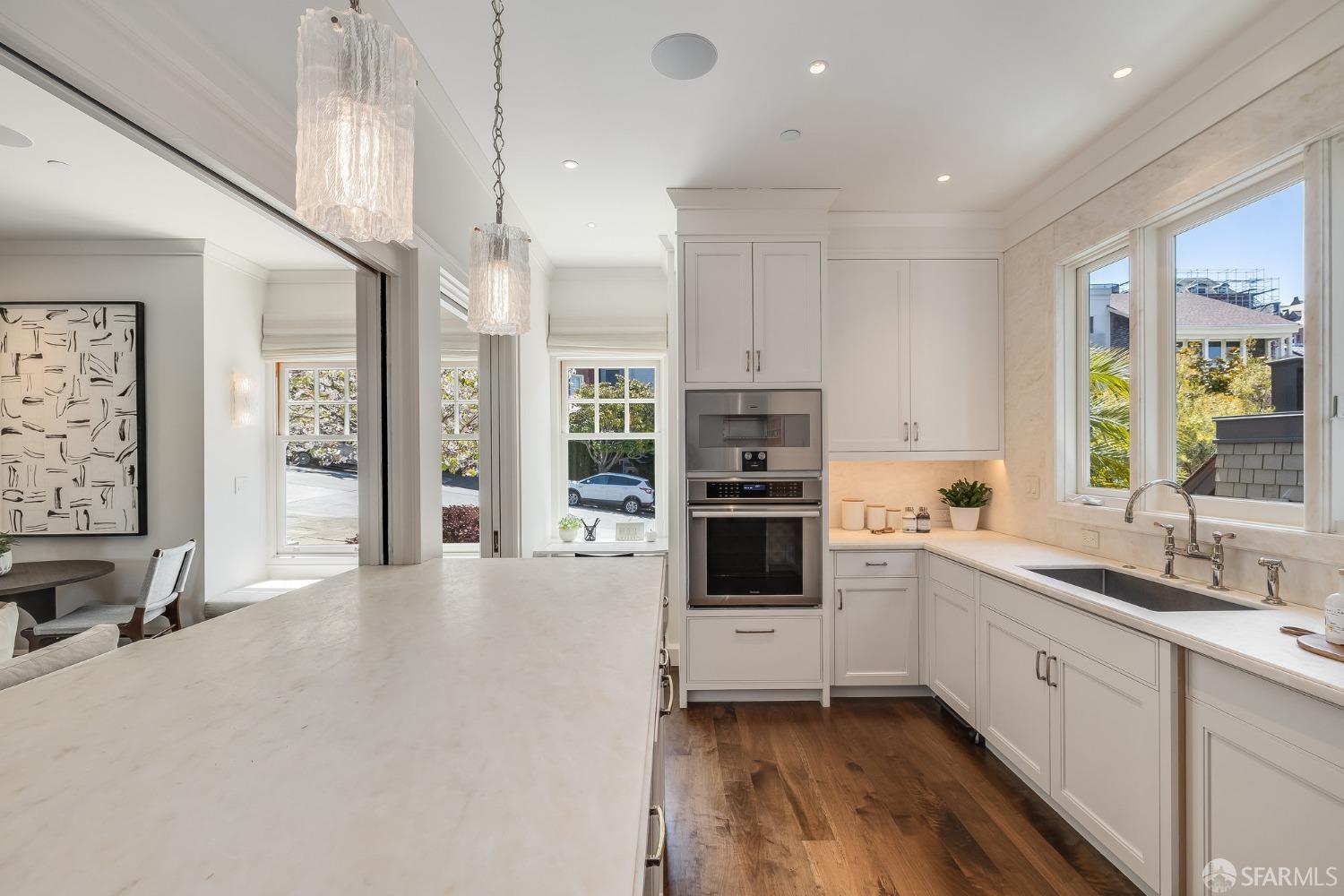 Detail Gallery Image 18 of 65 For 2730 Vallejo St, San Francisco,  CA 94123 - 6 Beds | 4/2 Baths