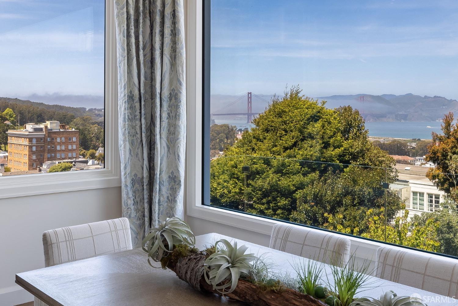 Detail Gallery Image 12 of 65 For 2730 Vallejo St, San Francisco,  CA 94123 - 6 Beds | 4/2 Baths