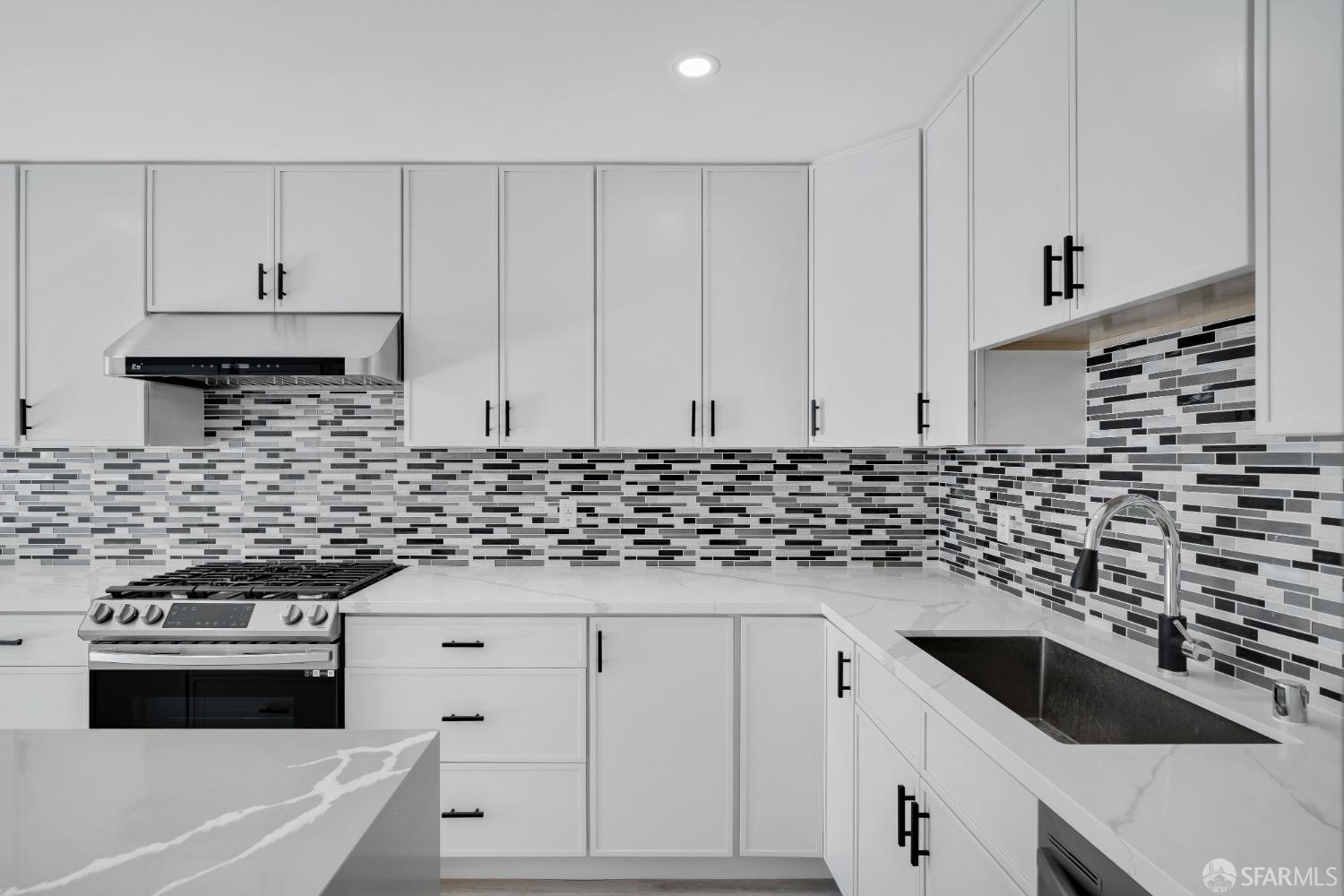 Detail Gallery Image 36 of 89 For 1640 Taraval St, San Francisco,  CA 94116 - – Beds | – Baths