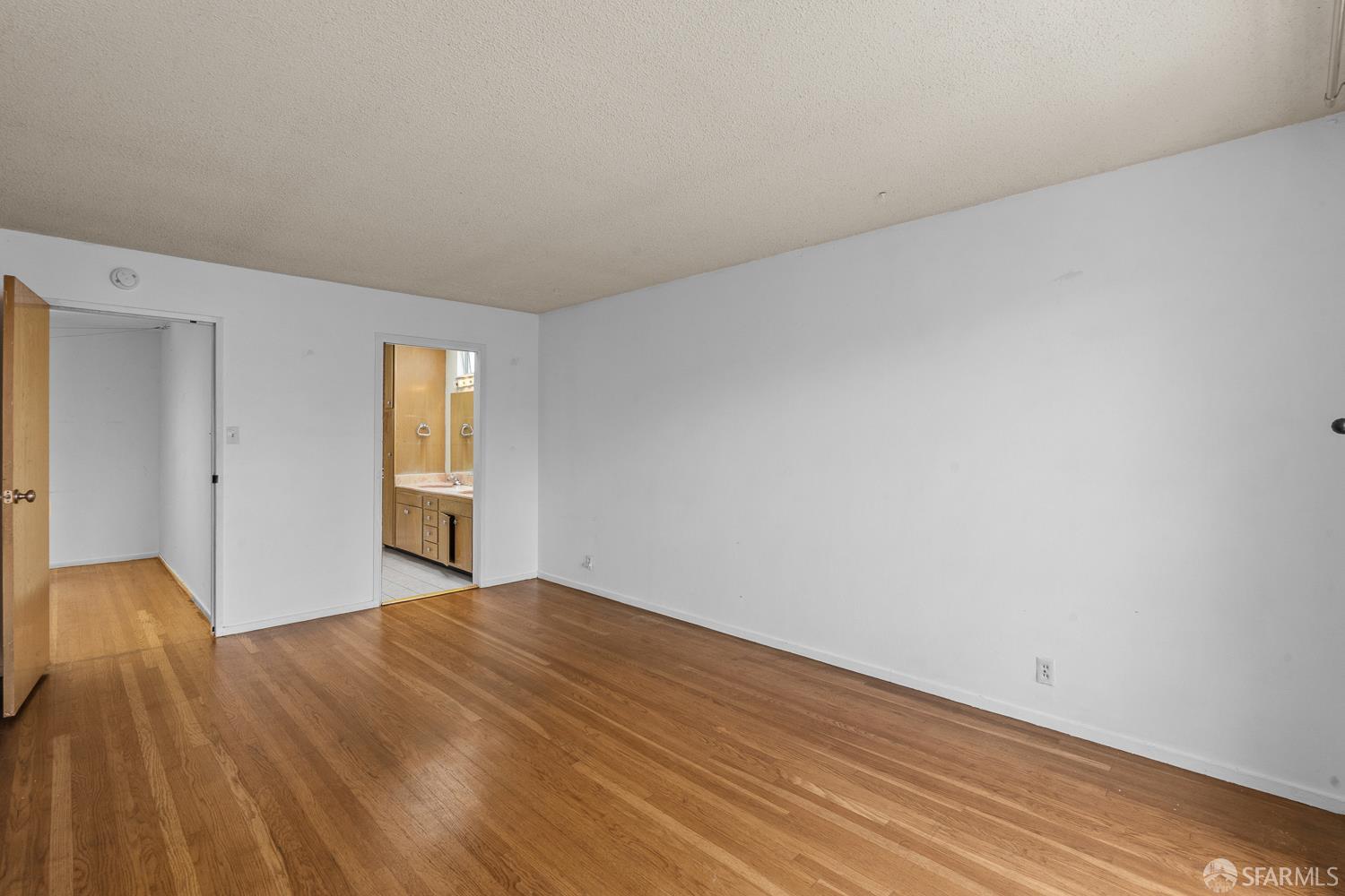 Detail Gallery Image 8 of 27 For 83 Parkside Ave, Daly City,  CA 94015 - 3 Beds | 2/1 Baths