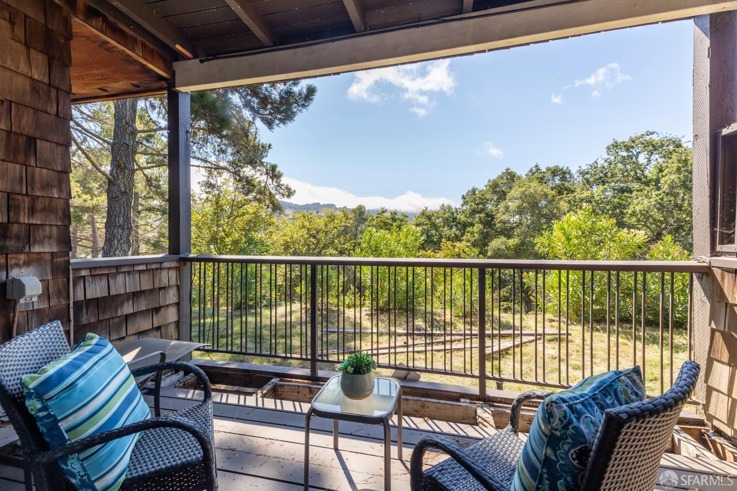 Detail Gallery Image 33 of 50 For 214 the Knoll, Orinda,  CA 94563 - 3 Beds | 3 Baths