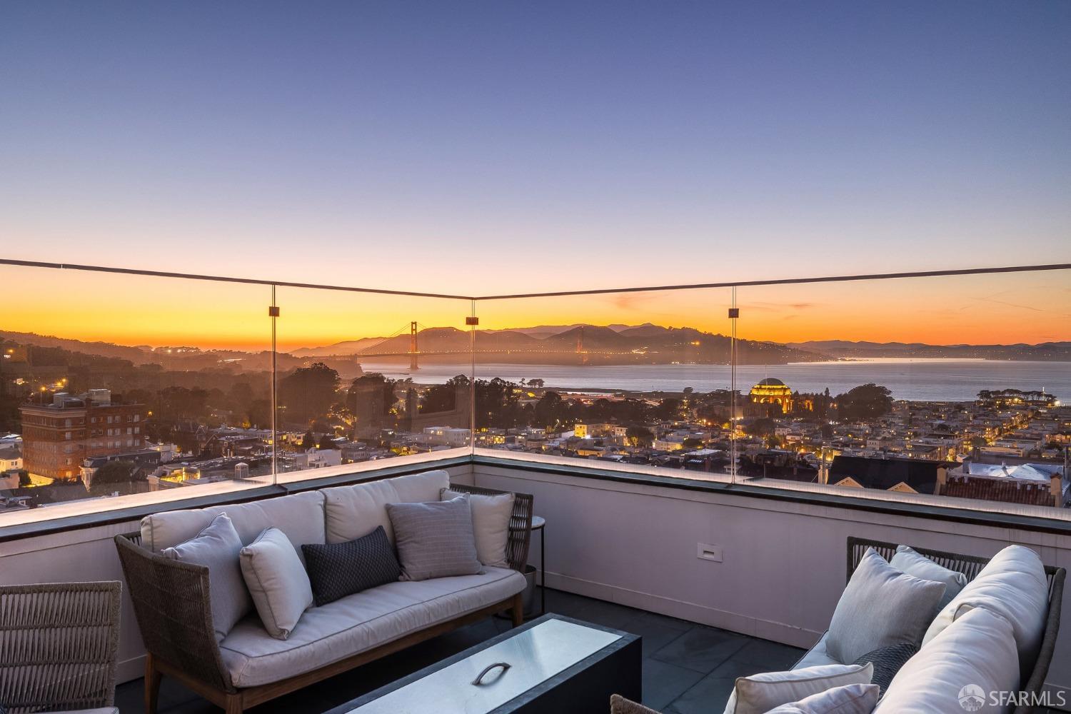 Detail Gallery Image 34 of 65 For 2730 Vallejo St, San Francisco,  CA 94123 - 6 Beds | 4/2 Baths