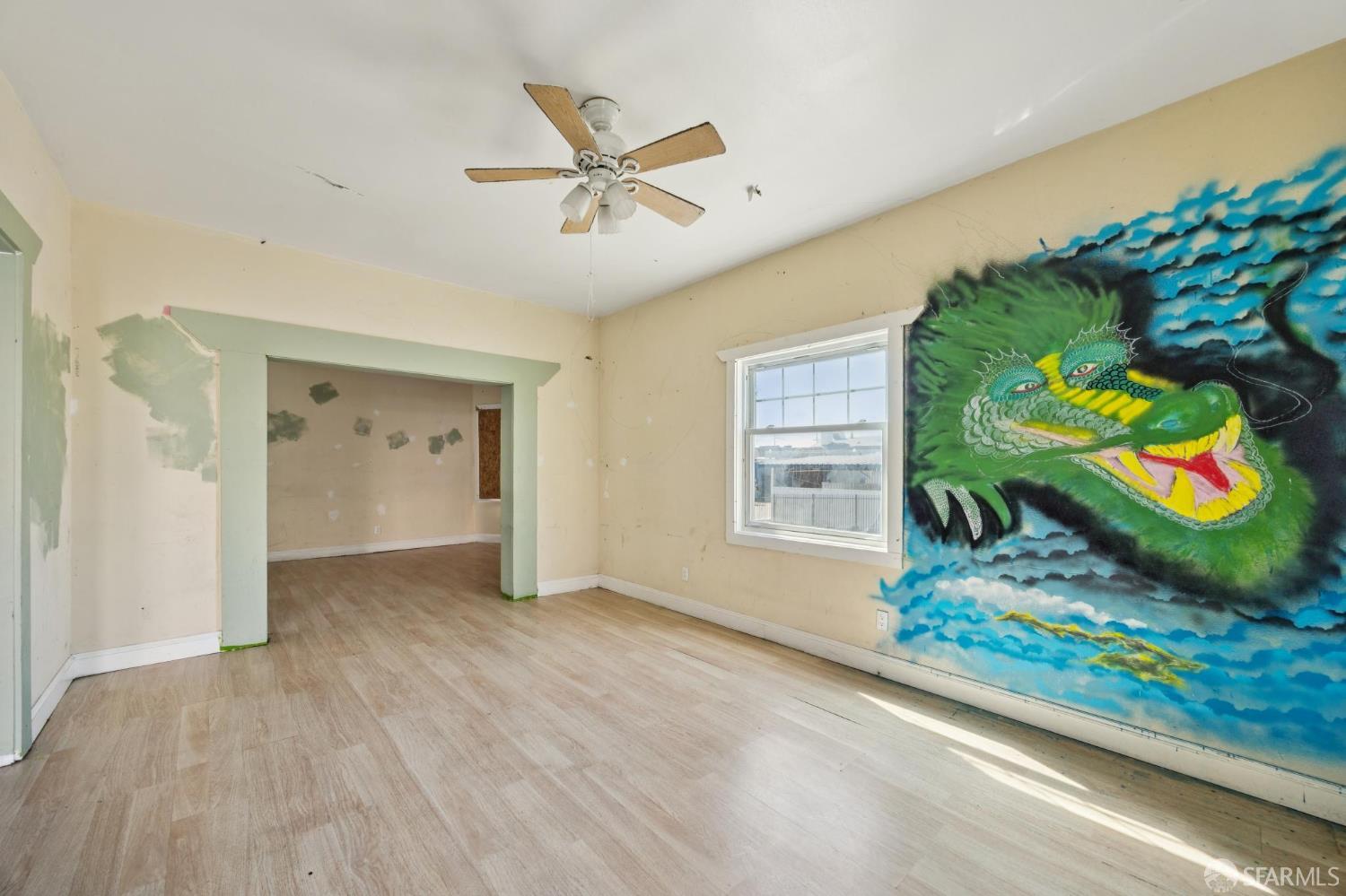 Detail Gallery Image 5 of 31 For 1005 E 12th St, Oakland,  CA 94606 - 4 Beds | 2 Baths